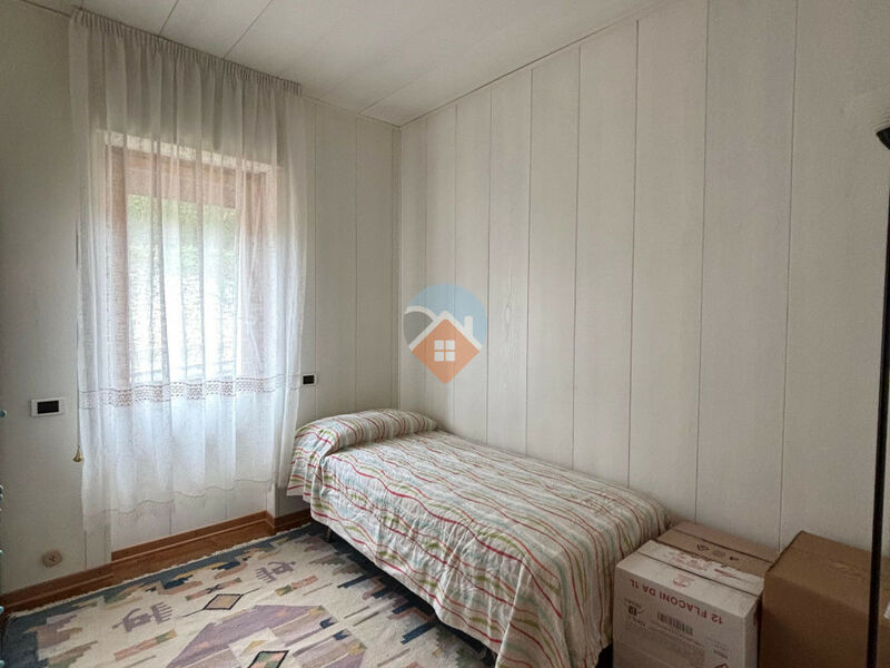 Isera - Trilocale con Terrazza, cantina e garage!