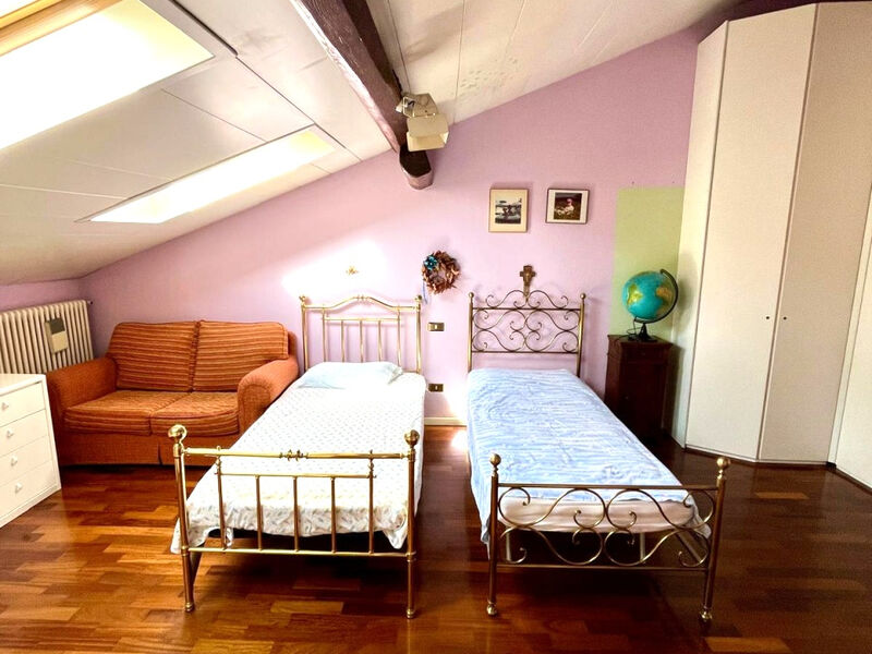 Mori - VENDESI appartamento su 2 LIVELLI a MORI!