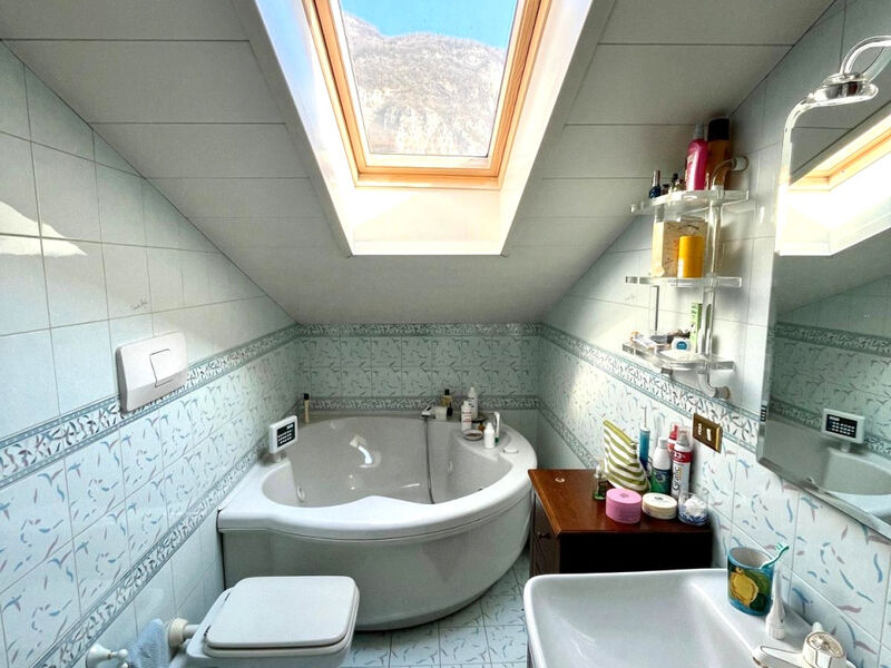 Mori - VENDESI appartamento su 2 LIVELLI a MORI!