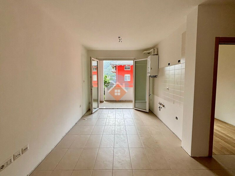 Mori - Trilocale con TERRAZZA Seminuovo!