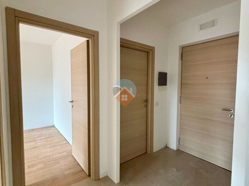 Mori - Trilocale con TERRAZZA Seminuovo!