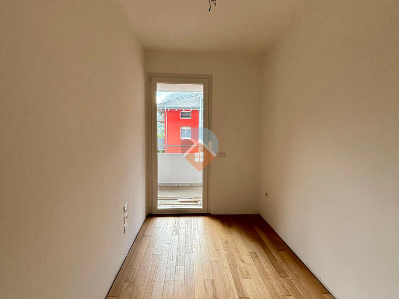 Mori - Trilocale con TERRAZZA Seminuovo!