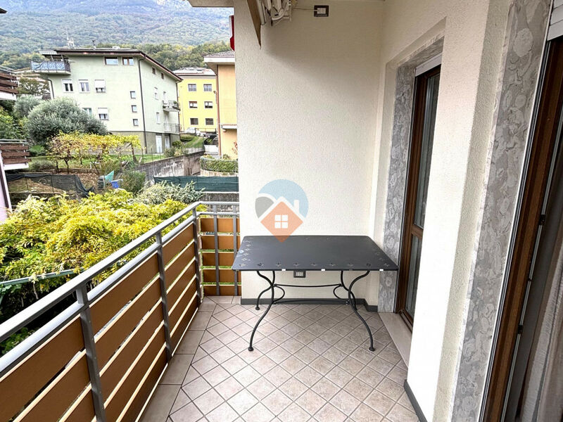 Isera - QUADRILOCALE con garage, orto, TERRAZZE...