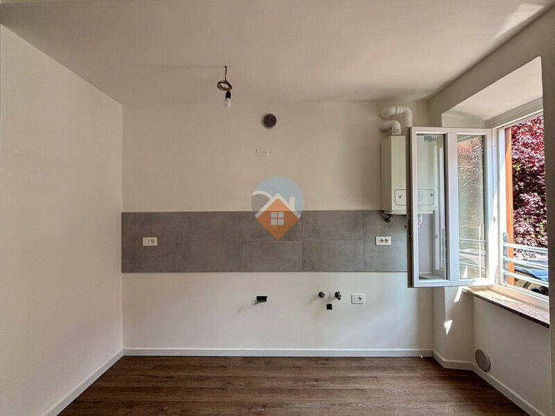 Rovereto - AMPIO TRILOCALE RISTRUTTURATO A NUOVO