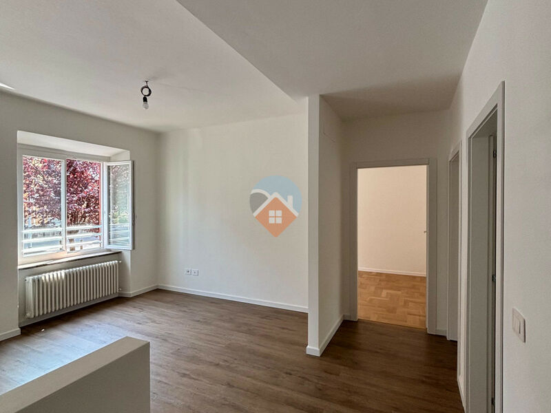 Rovereto - AMPIO TRILOCALE RISTRUTTURATO A NUOVO