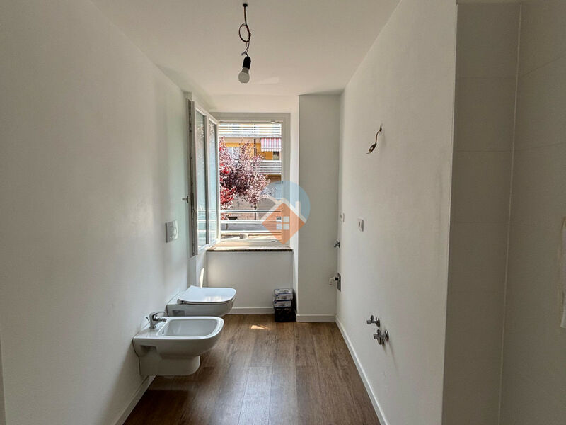 Rovereto - AMPIO TRILOCALE RISTRUTTURATO A NUOVO