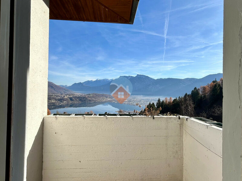Altopiano della Vigolana - Bilocale con Vista Spettacolare sul Lago di Caldonazzo