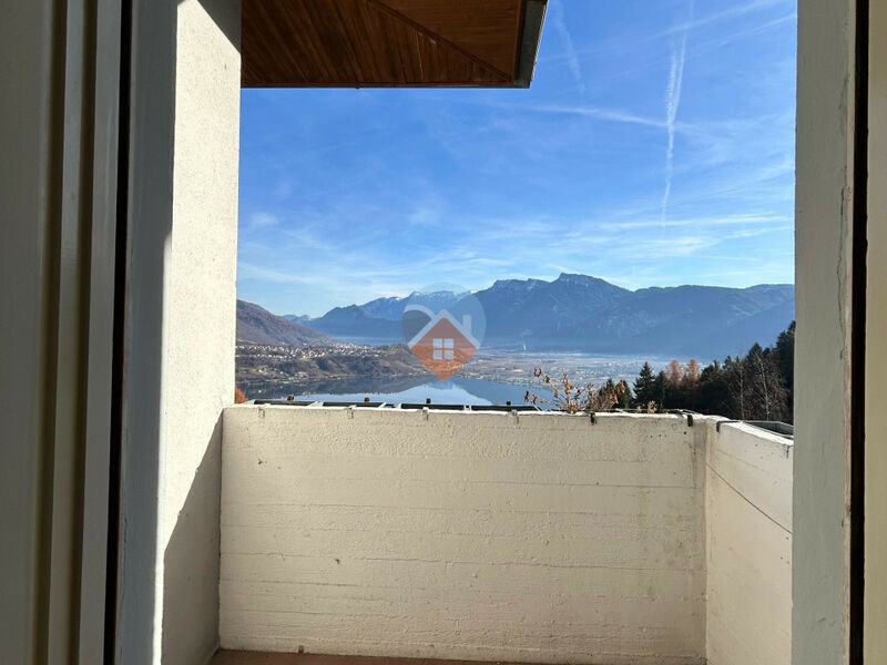 Altopiano della Vigolana - Bilocale con Vista Spettacolare sul Lago di Caldonazzo