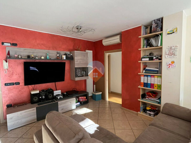 Ala - Spazioso Appartamento Quadrilocale in Vendita ad Ala