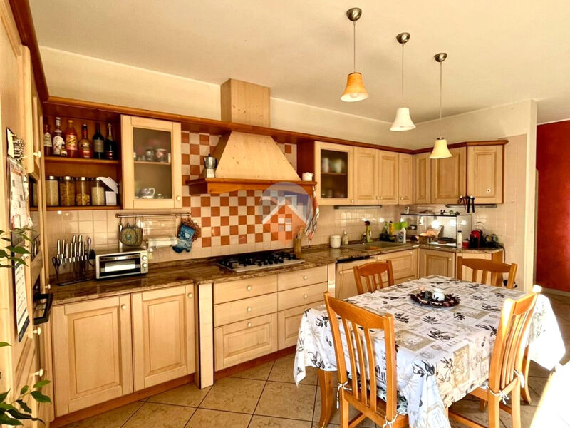 Ala - Spazioso Appartamento Quadrilocale in Vendita ad Ala