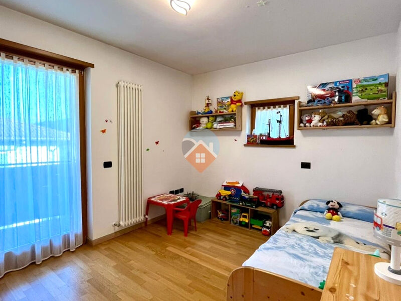 Ala - Spazioso Appartamento Quadrilocale in Vendita ad Ala