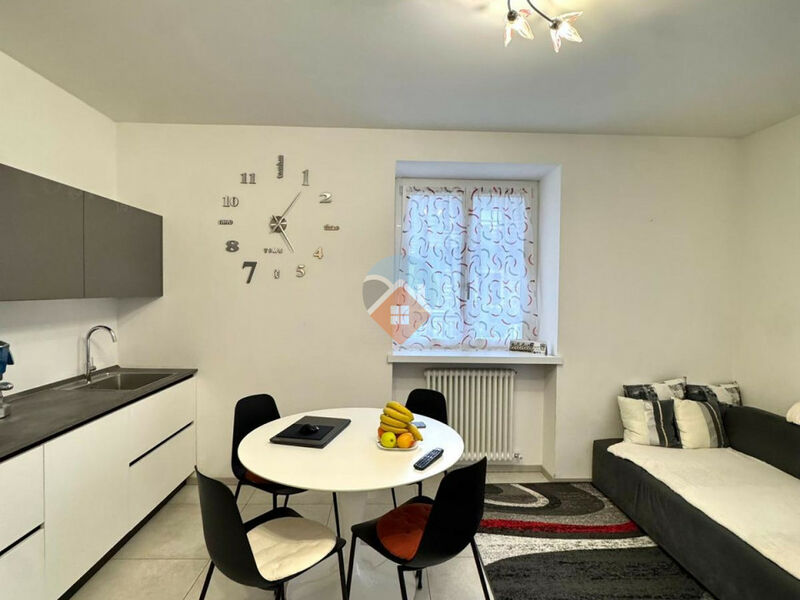 Nogaredo - Introvabile BILOCALE con STREPITOSA TERRAZZA!