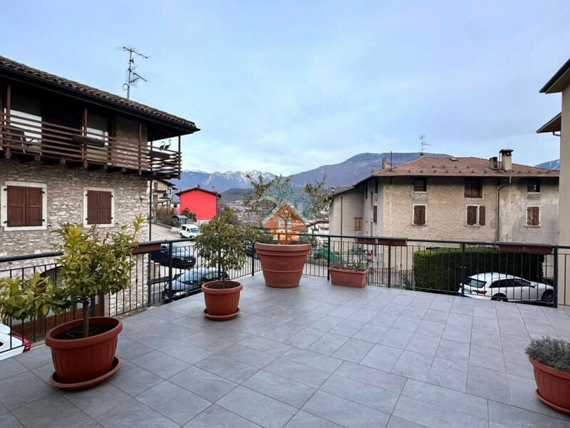 Nogaredo - Introvabile BILOCALE con STREPITOSA TERRAZZA!