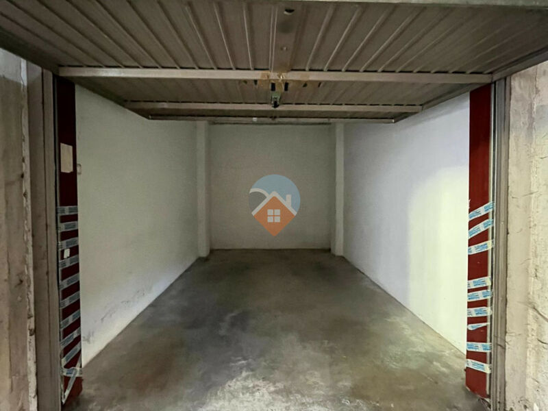 Rovereto - comodo garage singolo