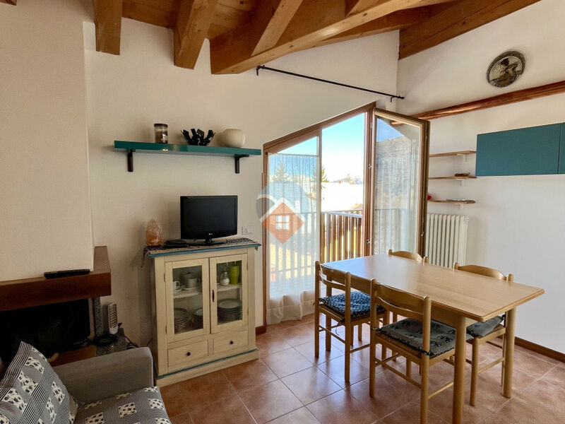 Brentonico - bilocale con garage ammobiliato