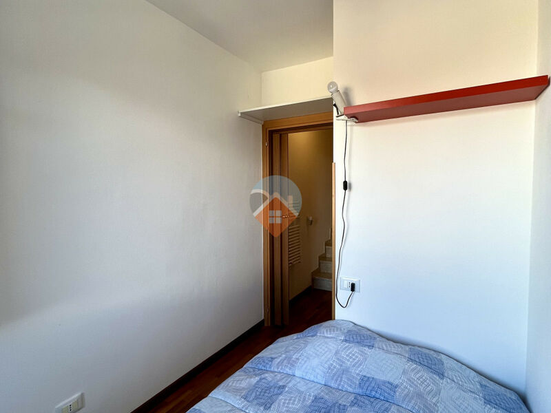 Brentonico - bilocale con garage ammobiliato