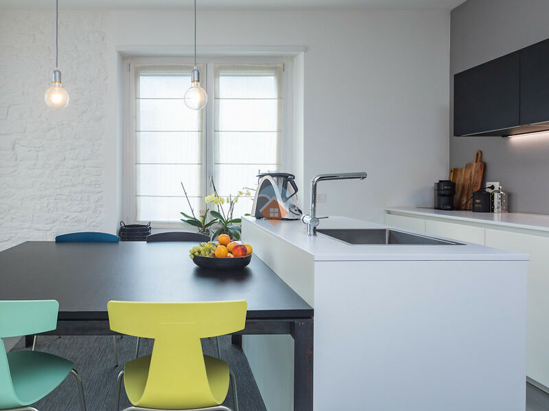 Rovereto - 3 camere ristrutturato con terrazza, cantina e due posti auto