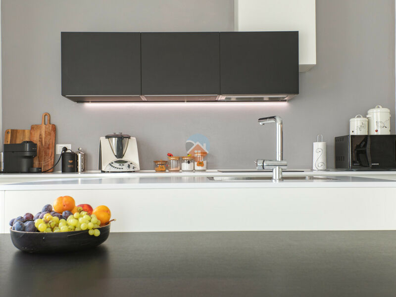 Rovereto - 3 camere ristrutturato con terrazza, cantina e due posti auto