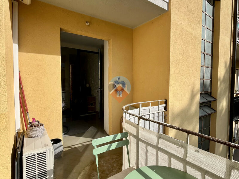 Rovereto - 3 camere ristrutturato con terrazza, cantina e due posti auto