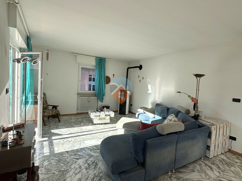 Rovereto - ULTIMO piano con TERRAZZA e SOTTOTETTO!