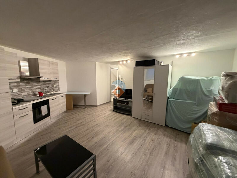 Predaia - Quadrilocale SEMINUOVO con box doppio, stube ecc...