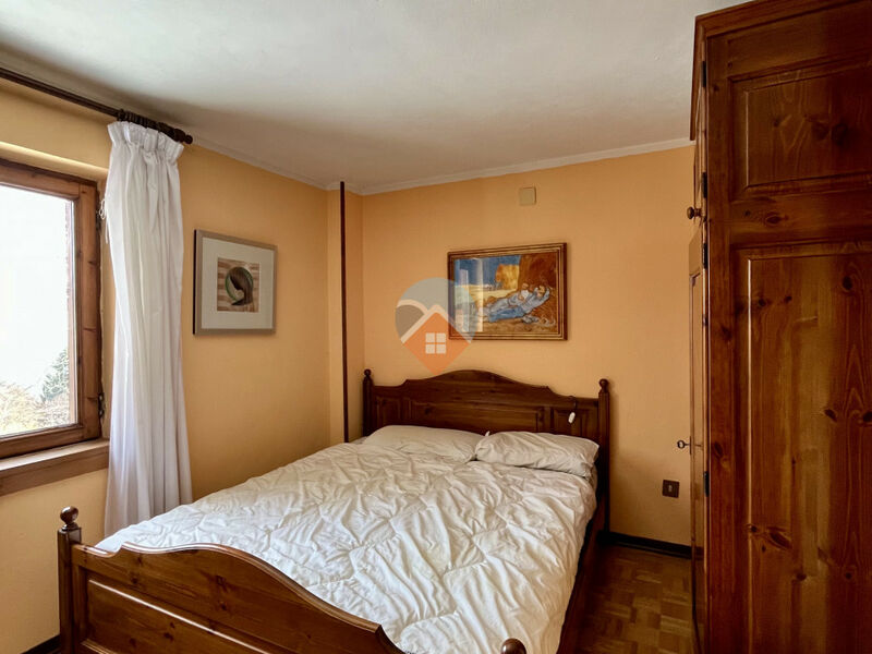 Brentonico - porzione di casa bifamiliare san valentino