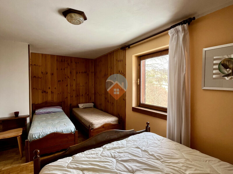 Brentonico - porzione di casa bifamiliare san valentino