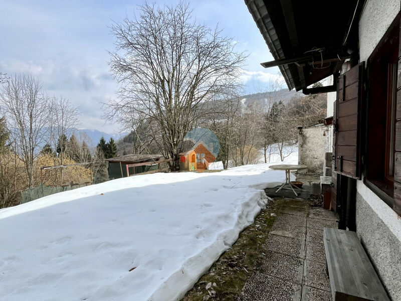 Brentonico - porzione di casa bifamiliare san valentino