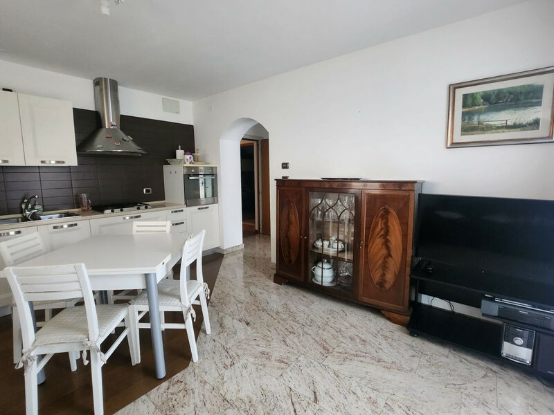 Pomarolo - AFFITTASI BILOCALE a piano terra per 1 PERSONA!