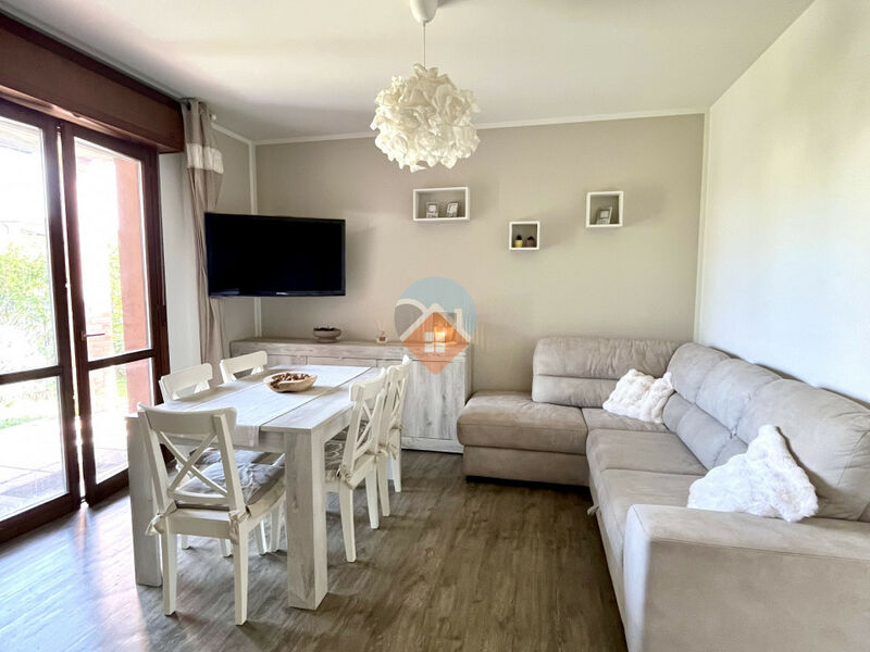 Castelnuovo del Garda - Bilocale con ampio giardino e cantina