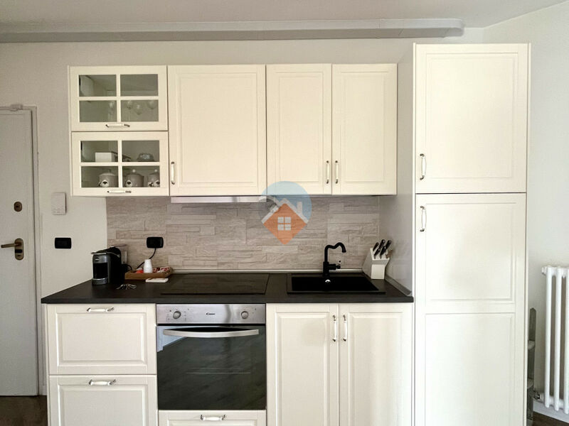 Castelnuovo del Garda - Bilocale con ampio giardino e cantina