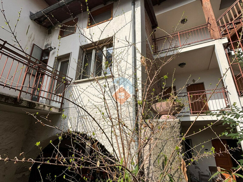 Nogaredo - Porzione di casa terra cielo in Vendita a Nogaredo