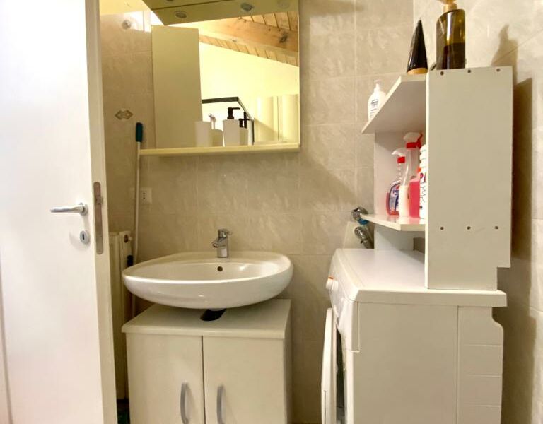 Volano - Monolocale Locato in Vendita a Volano - Ottima Opportunità di Investimento