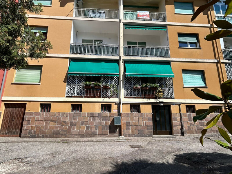 Rovereto - Spazioso Quadrilocale in Vendita a Rovereto
