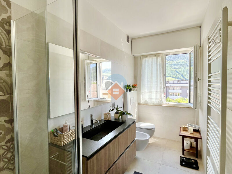 Trento - ampio 3 camere con 2 bagni ristrutturato con garage