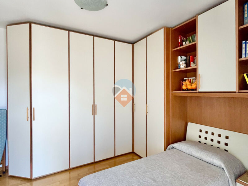 Trento - ampio 3 camere con 2 bagni ristrutturato con garage