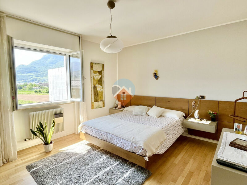 Trento - ampio 3 camere con 2 bagni ristrutturato con garage