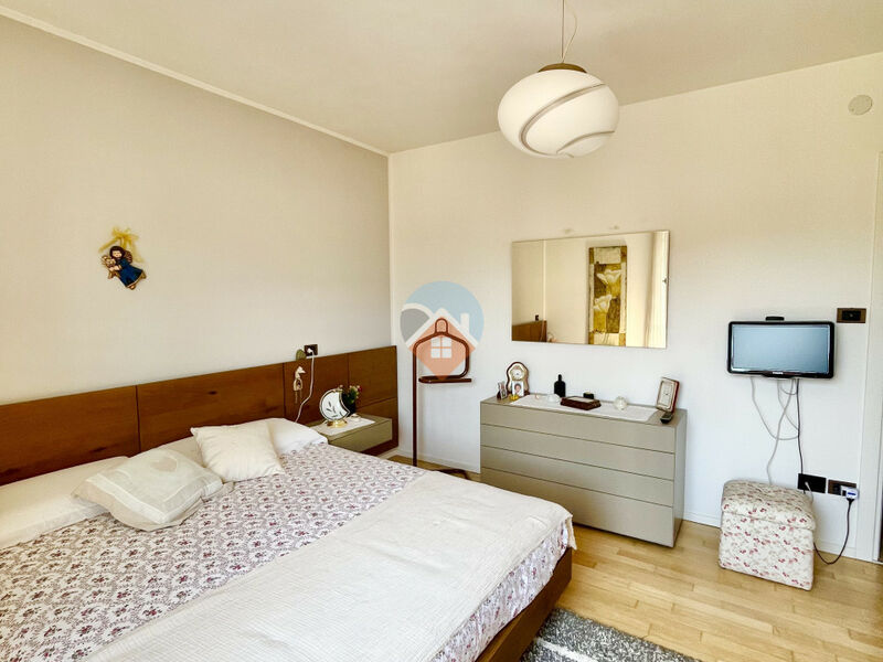 Trento - ampio 3 camere con 2 bagni ristrutturato con garage