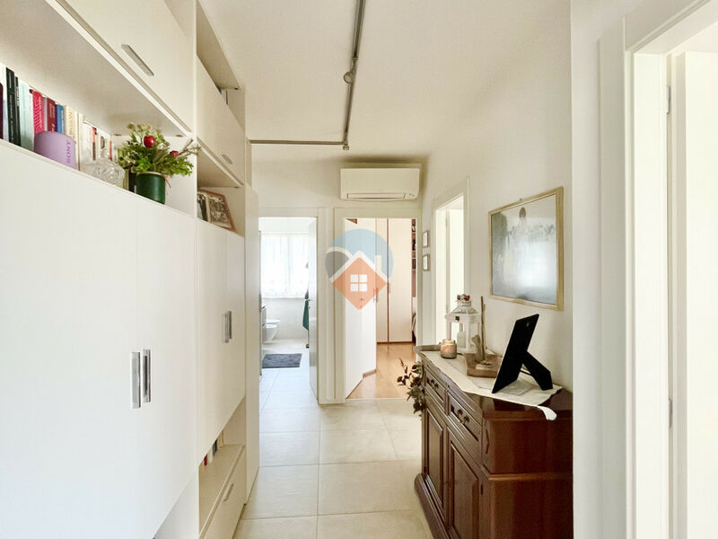 Trento - ampio 3 camere con 2 bagni ristrutturato con garage