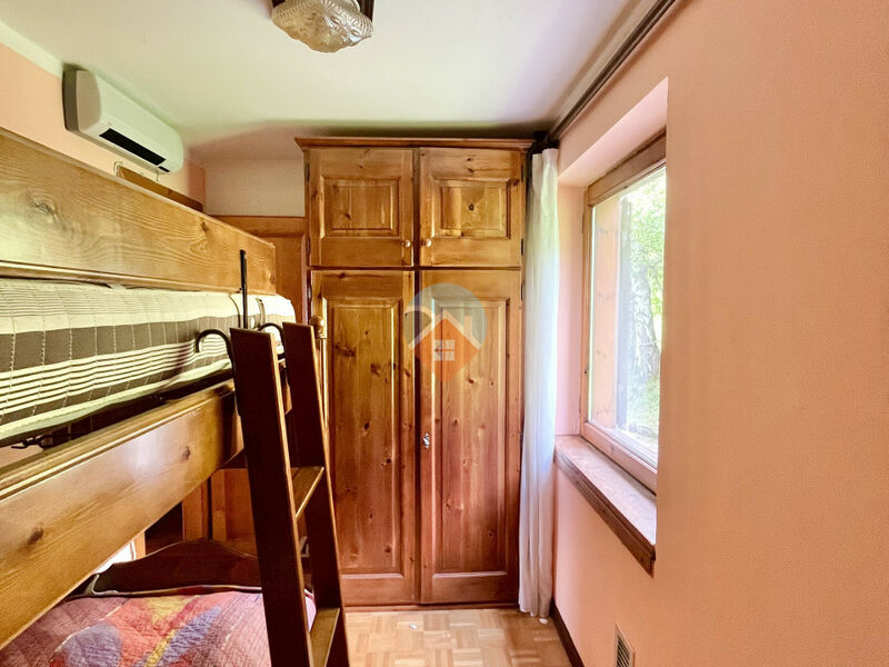 Brentonico - porzione di casa bifamiliare con 1.500mq di terreno