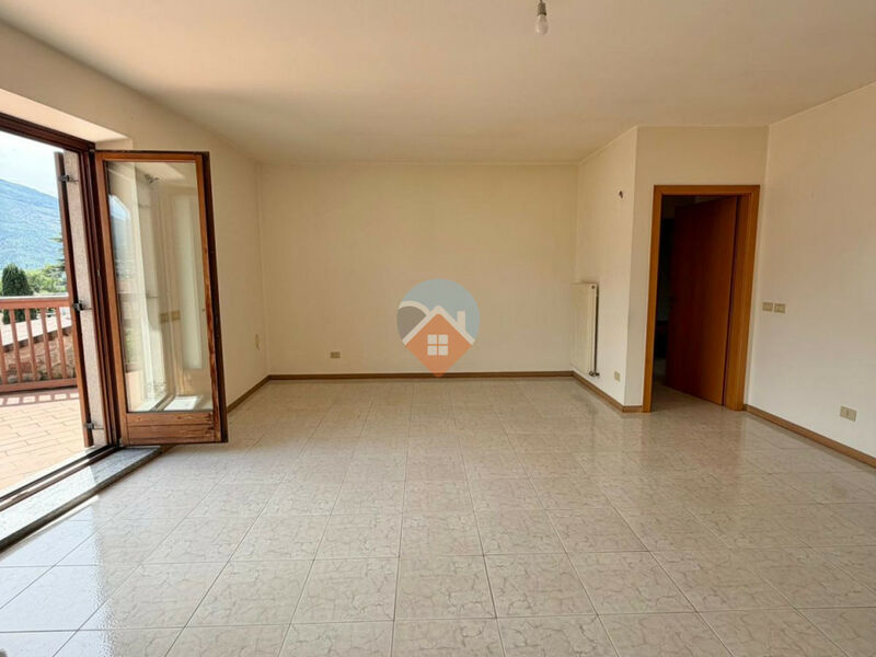 Spazioso Trilocale in Vendita a Marano d'Isera