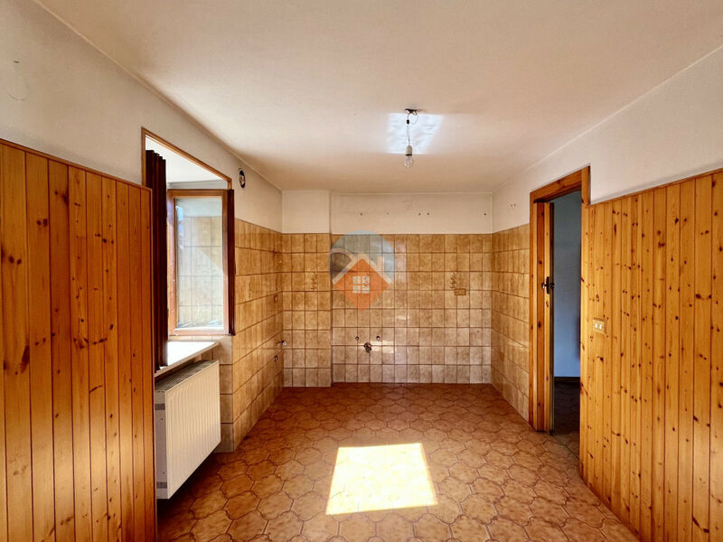 Villa Lagarina - duplex con giardino terrazza e garage