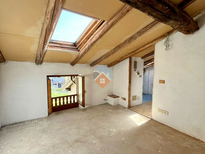 Villa Lagarina - duplex con giardino terrazza e garage