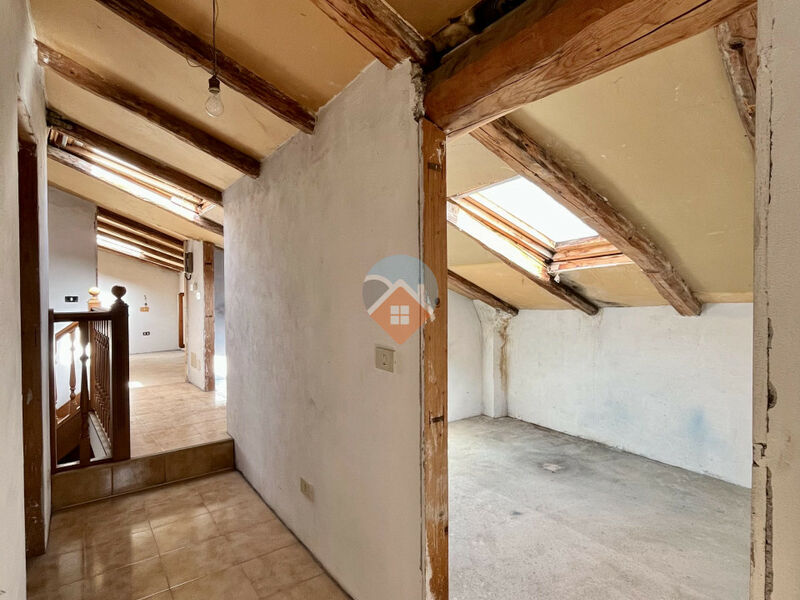 Villa Lagarina - duplex con giardino terrazza e garage