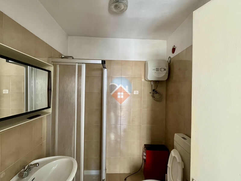 Villa Lagarina - porzione di casa già semi-ristrutturata con bilocale e appartamento al grezzo