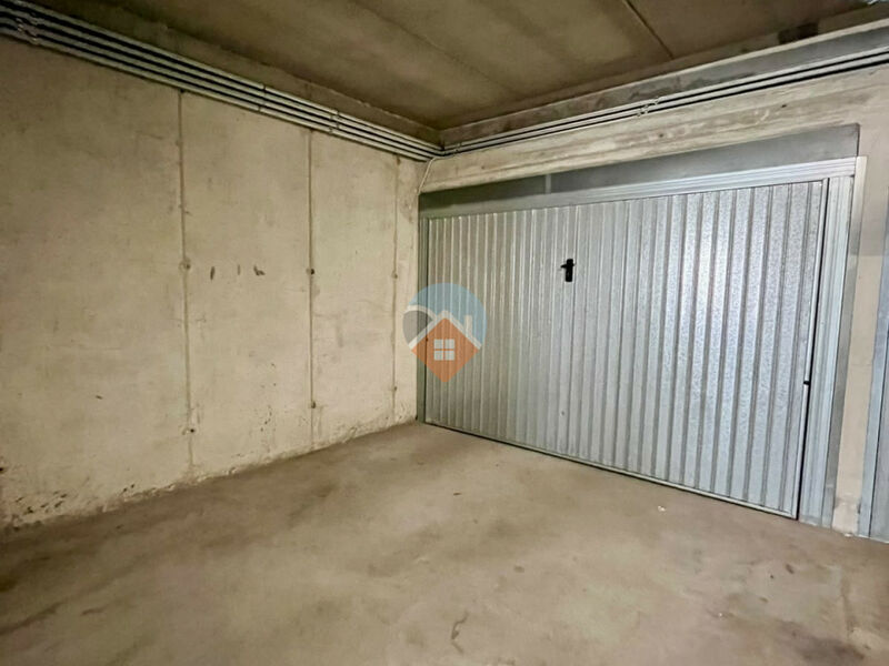 Rovereto - Garage con posto auto
