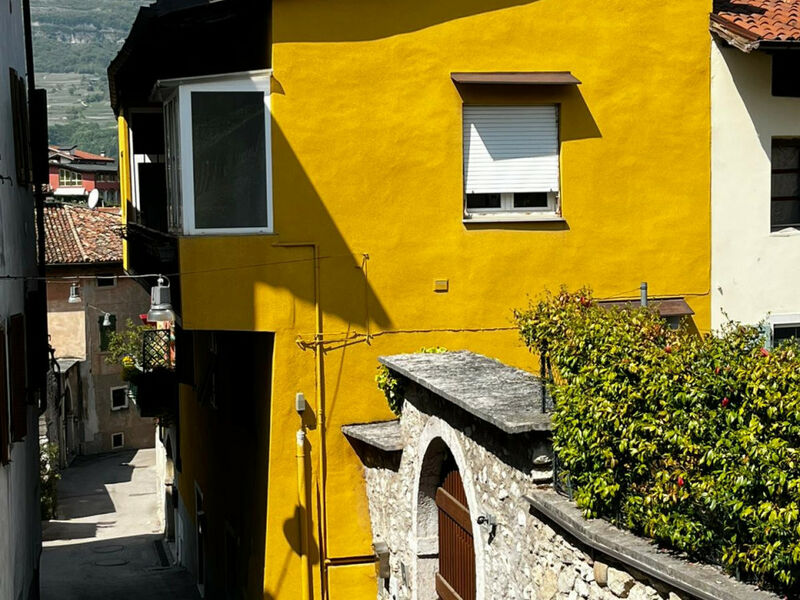 Volano - Casa Singola Terracielo nel Cuore di Volano