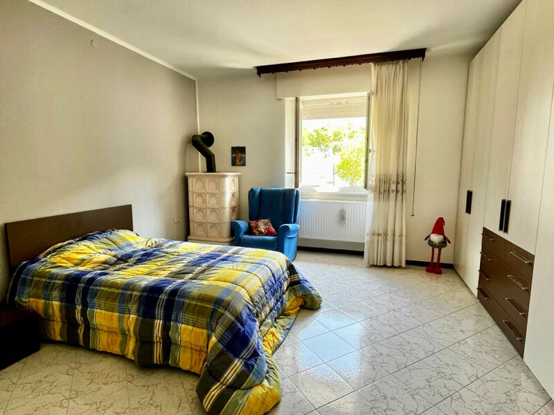 Volano - Casa Singola Terracielo nel Cuore di Volano