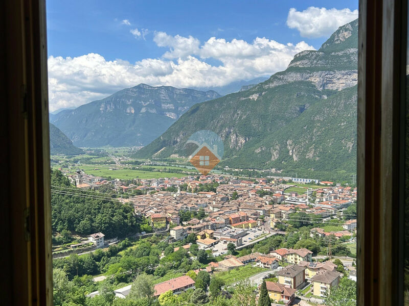 Ala - Splendido Maso Indipendente con Vista Mozzafiato ad Ala
