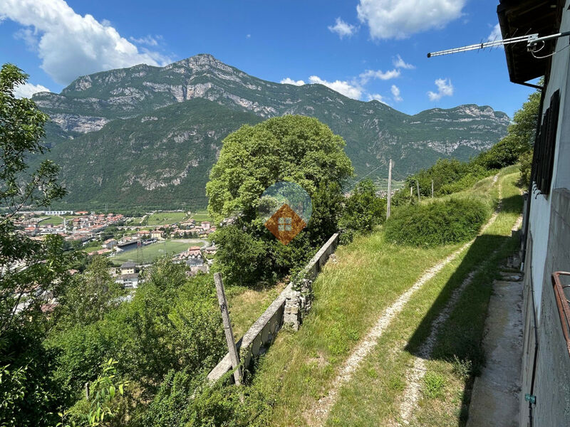 Ala - Splendido Maso Indipendente con Vista Mozzafiato ad Ala